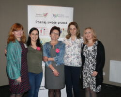 Wroclaw 2018 zdjęcie na zakończenie konferencji "Położne kobiet – siła w porozumieniu" - wykładowczynie.